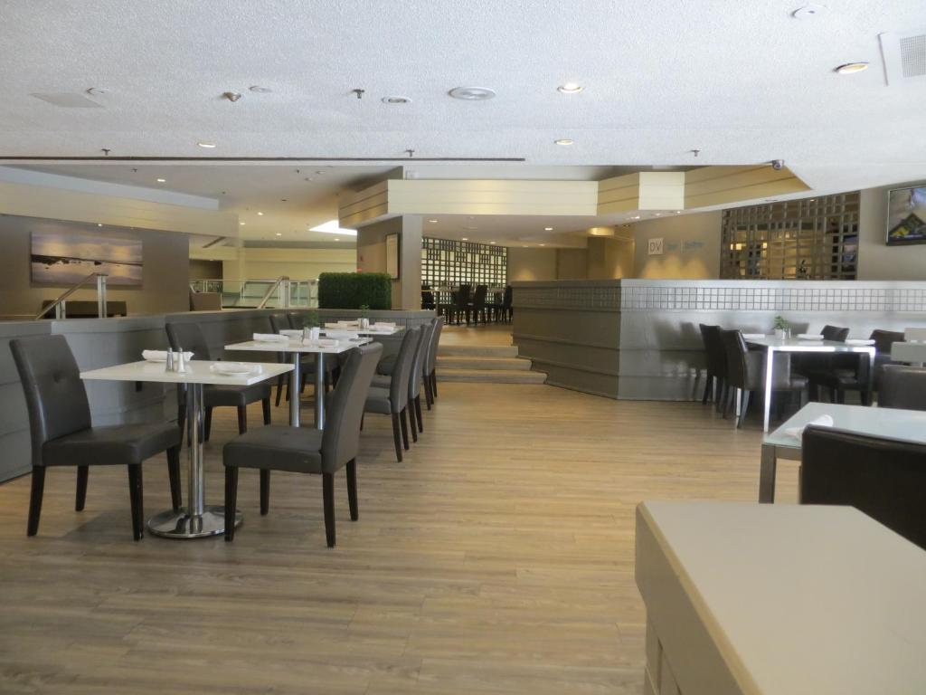 Toronto Don Valley Suites